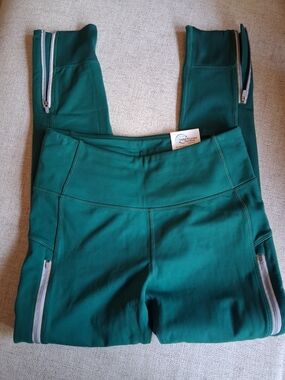 Mondetta Green High-Waist Leggings with Zip Details